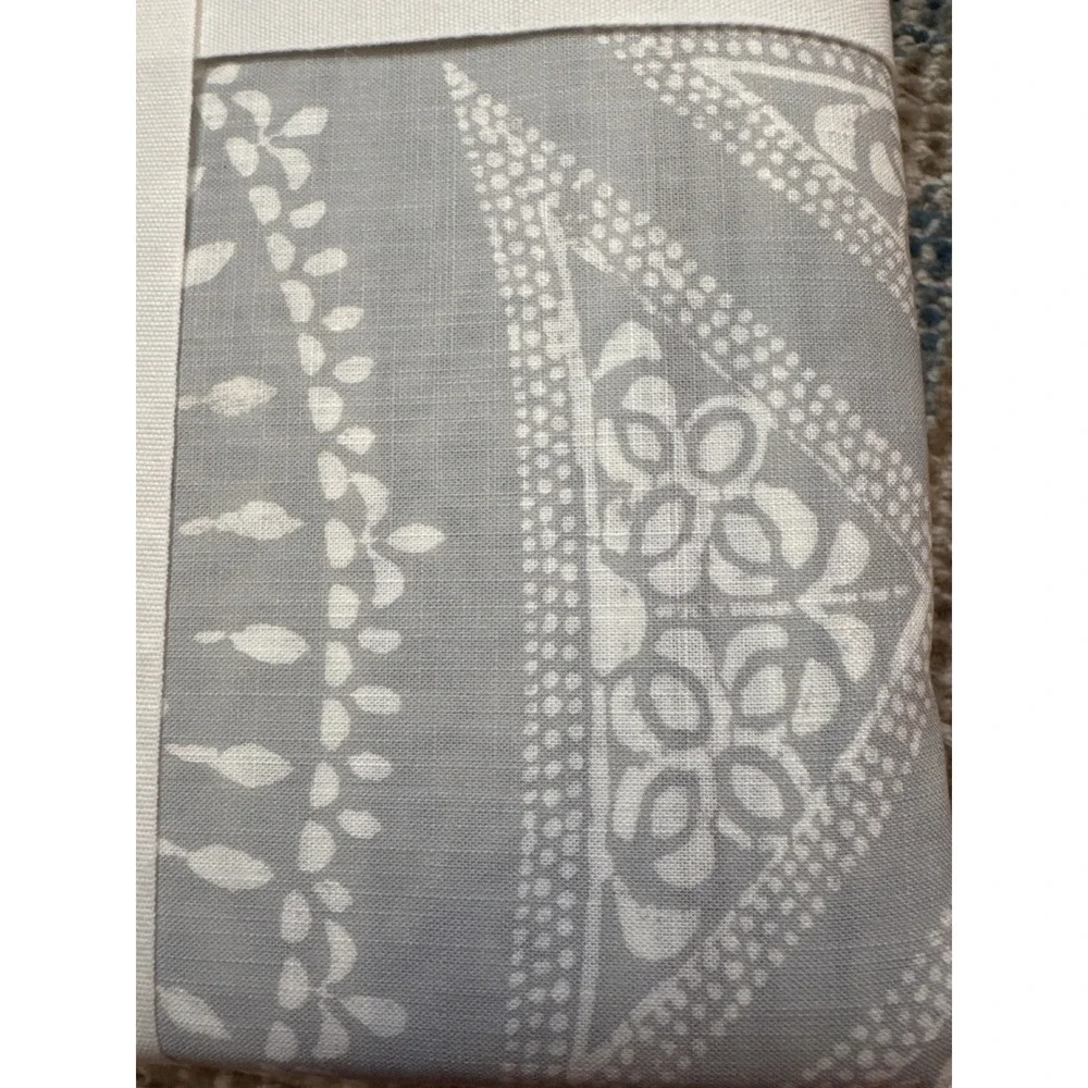 Pottery Barn Dot Medallion Reversible Duvet Cover Full Queen Gray White New